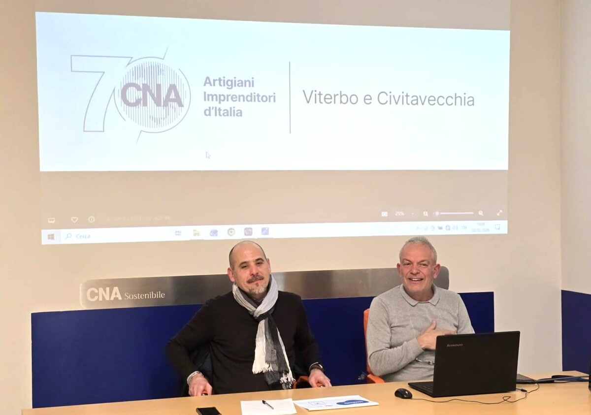 Il segretario Attilio Lupidi e il presidente Alessio Gismondi svelano il logo Cna 70