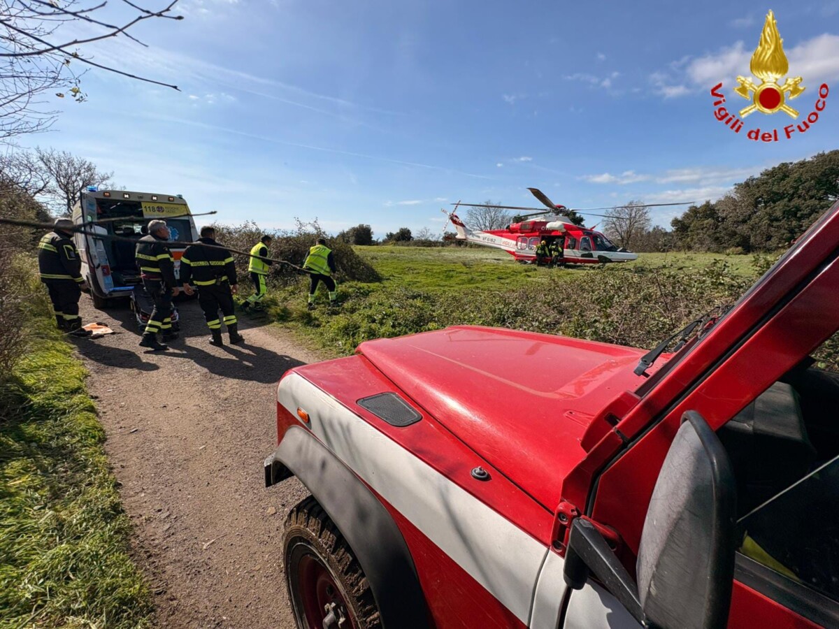 cascatelle elisoccorso vvf vigili fuoco pompieri cerveteri cascatelle elisoccorso vvf vigili fuoco pompieri cerveteri