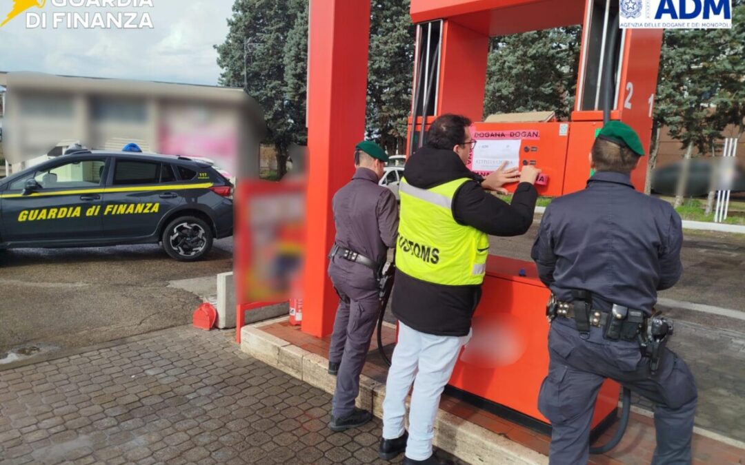 Pompe di benzina irregolari, la Finanza ne chiude due a Viterbo
