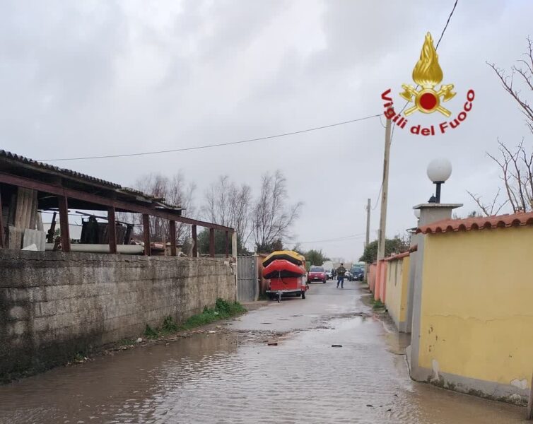 fiumicino allagamento vvf vigili fuoco pompieri (3)