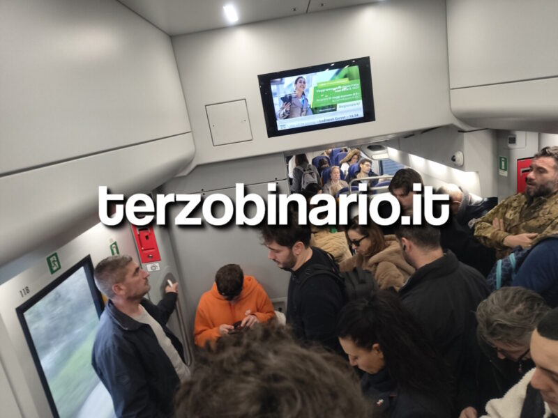 fl5 sovraffollamenti treni sovraffollati
