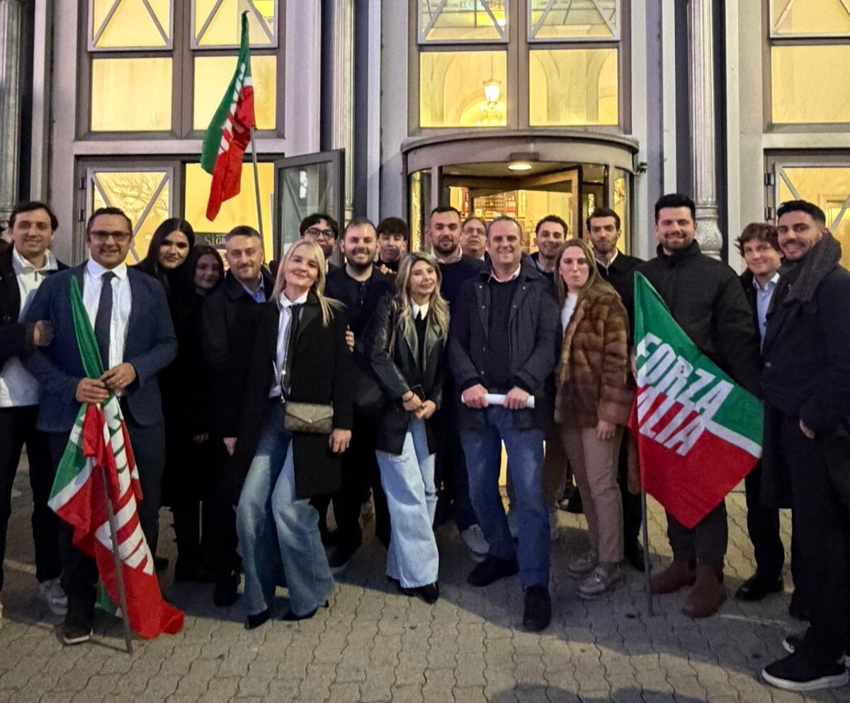 referendum sì civitavecchia forza italia referendum sì civitavecchia forza italia 1