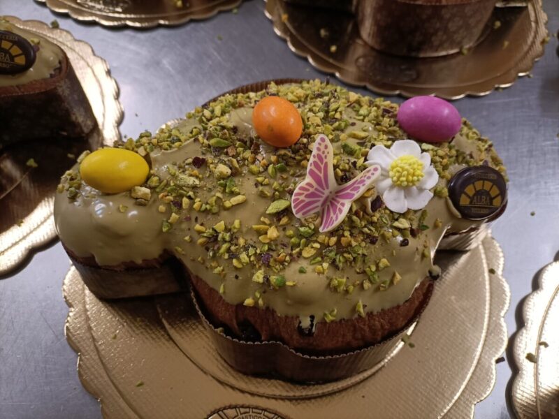 Pasticceria Alba - La colomba al pistacchio