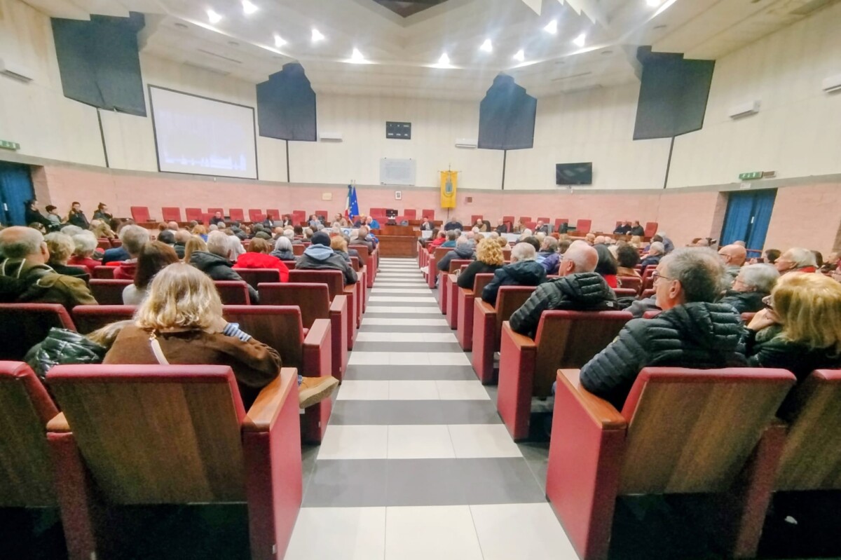 biodigestore assemblea pubblica civitavecchia aula pucci