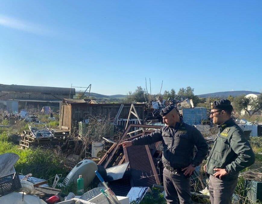 Discarica abusiva scoperta a Cerveteri dalla finanza, denunciato il proprietario del terreno