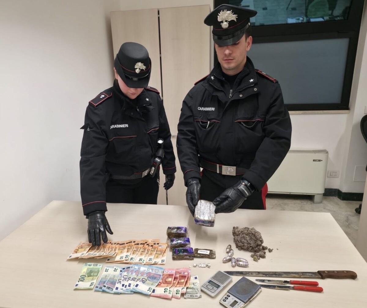 droga carabinieri fiumicino città droga carabinieri fiumicino città
