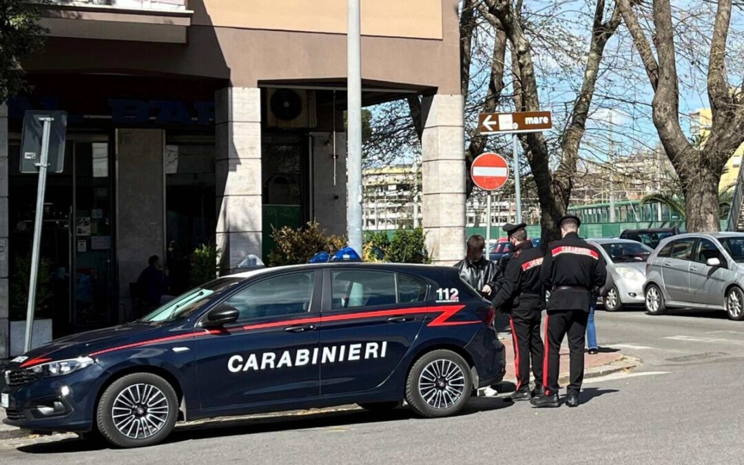 Due arresti per droga e un’evasione dai domiciliari a Fiumicino