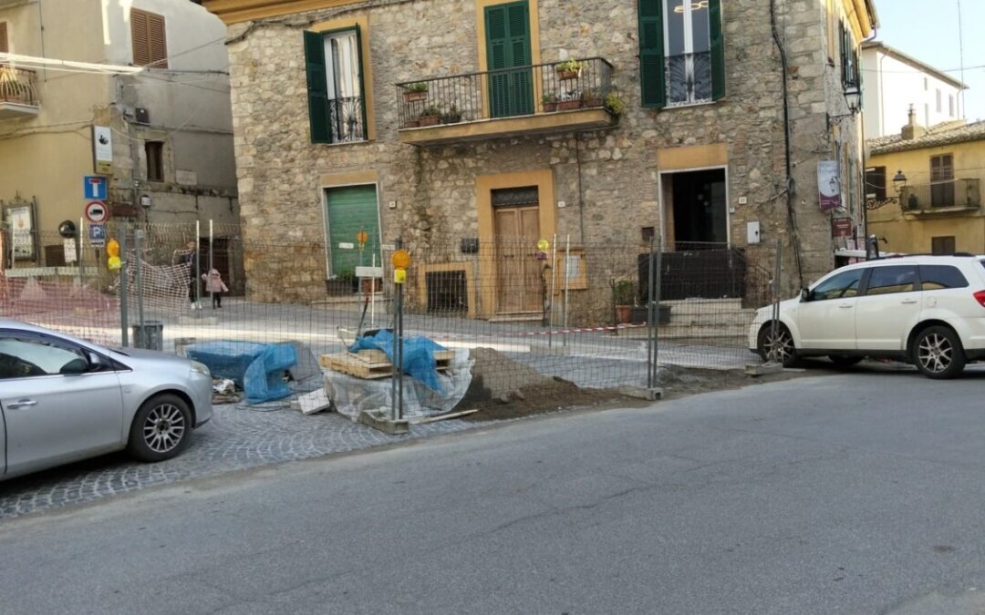 Pd Tolfa: “Centro storico interdetto da mercoledì: i cittadini dovranno imparare a volare!”