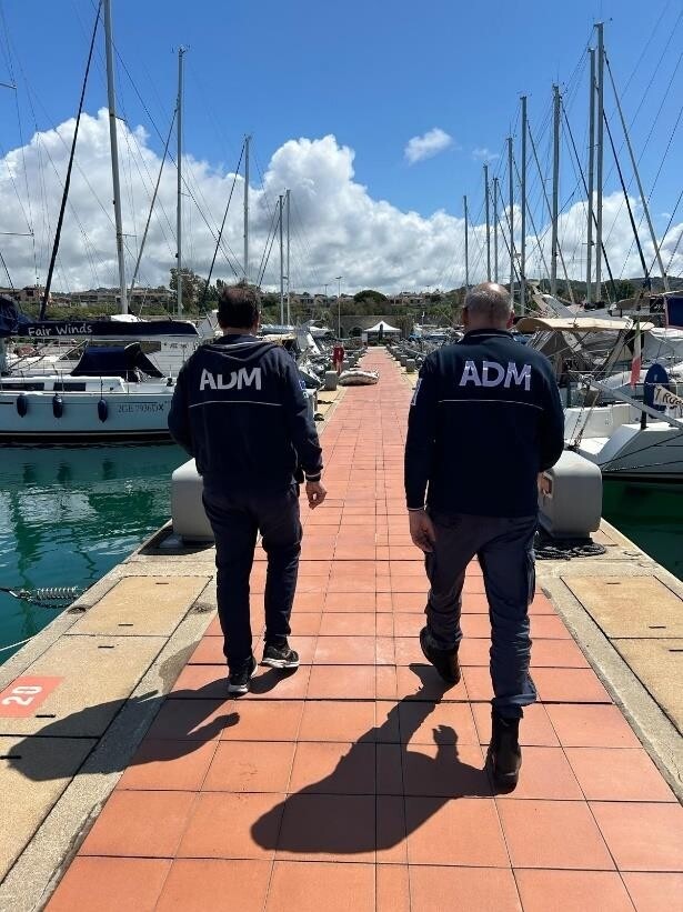 dogane porticciolo riva traiano civitavecchia