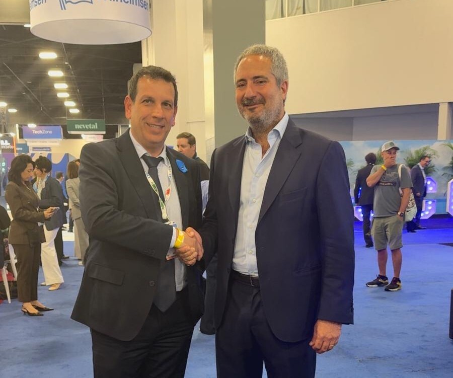 il Presidente dell’AdSP MTCS Raffaele Latrofa con l’Amministratore Delegato di Fincantieri, Pierroberto Folgiero