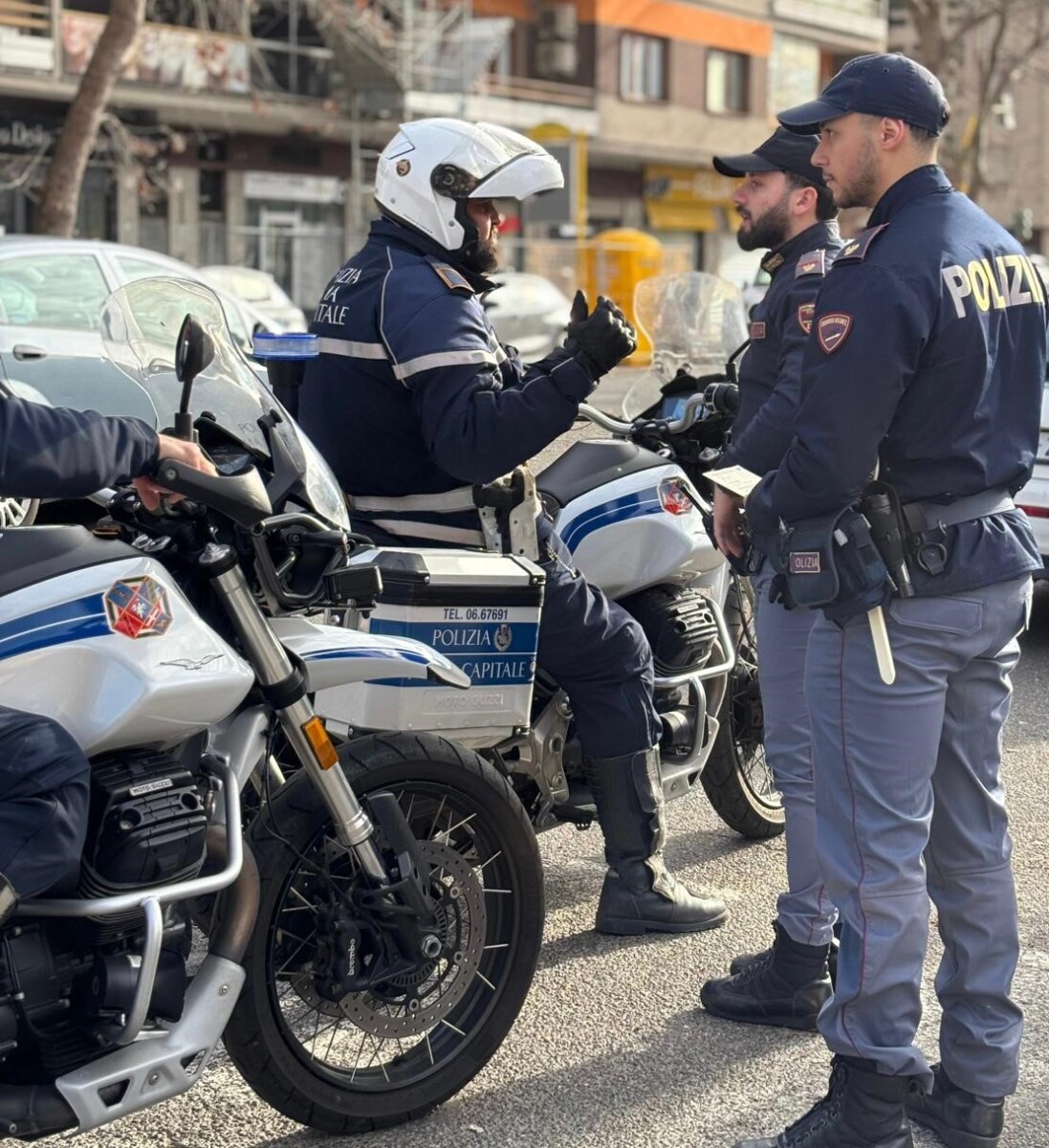 moto municipale roma capitale polizia