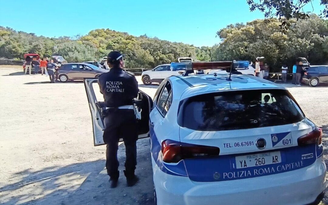 Abusivi, fenomeni illegali e sosta selvaggia a Ostia nel mirino di Roma Capitale