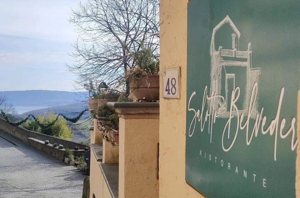 Bracciano, cena spettacolo al Salotto Belvedere: Simone Avincola canta e racconta Enzo Carella