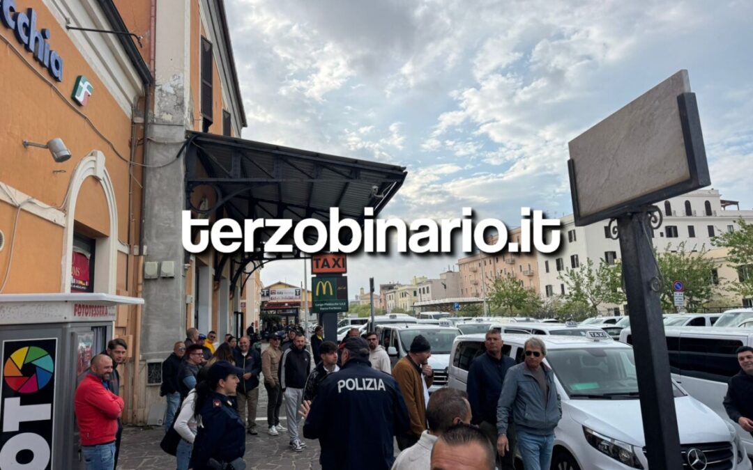 Protesta dei taxi di Civitavecchia: “No alle licenze dagli altri comuni”