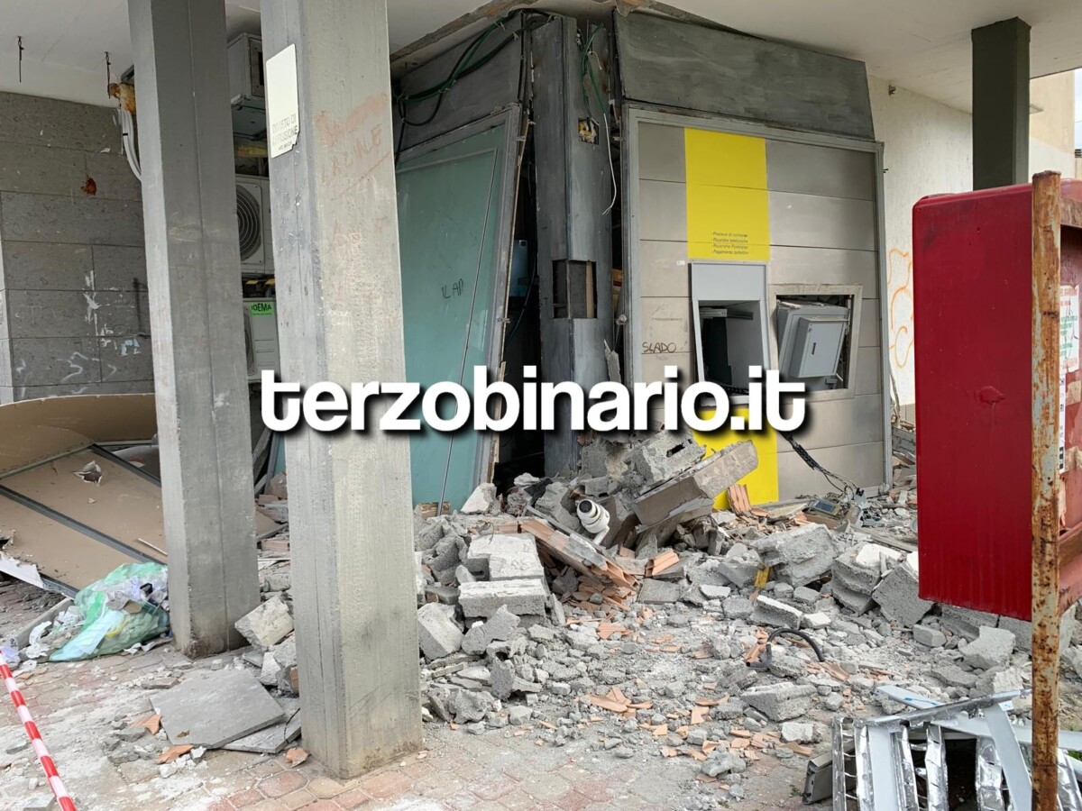 bancomat postamat poste valcanneto 11