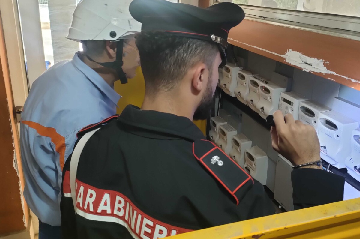 contatori corrente elettrica Carabinieri e personale Areti Spa (2) contatori corrente elettrica Carabinieri e personale Areti Spa (2)