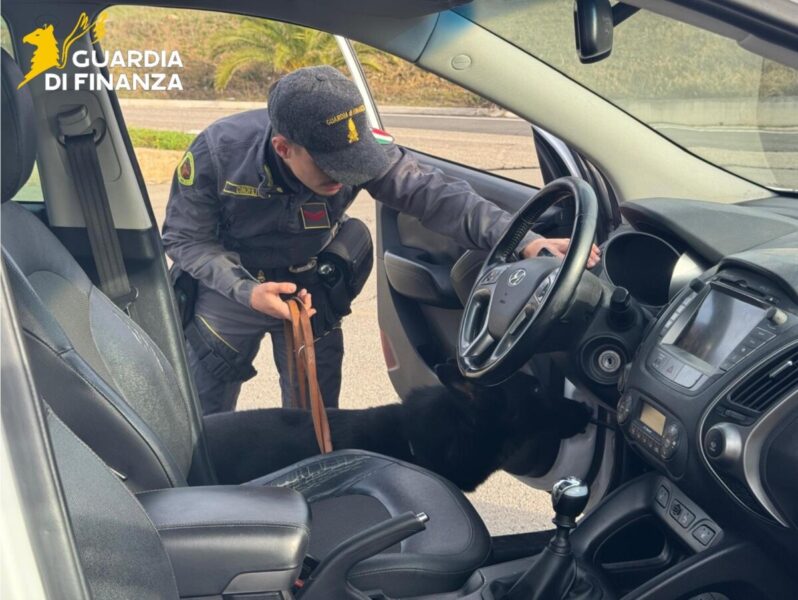 finanza droga a12 autostrada (2)