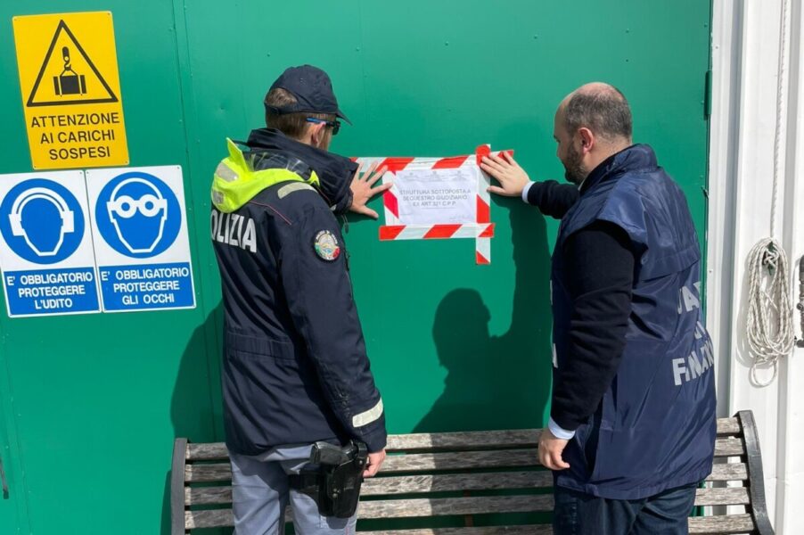 sigilli finanza polizia (