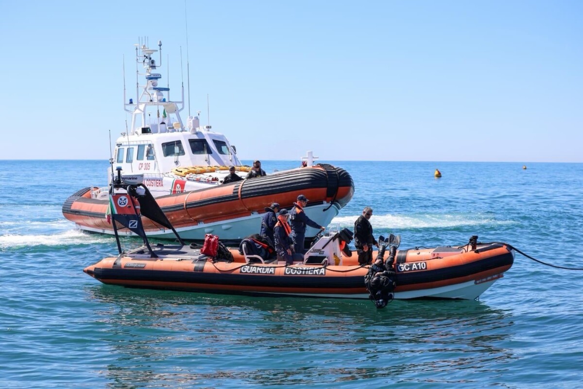 sub guardia costiera (4)