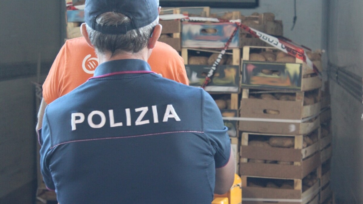 Polizia mercato ortofrutticolo agroalimentare Polizia mercato ortofrutticolo agroalimentare