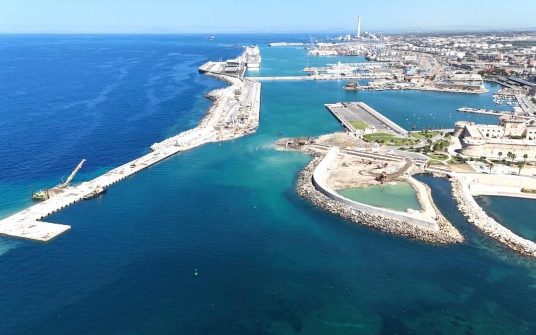 Varco sud al porto di Civitavecchia, la Capitaneria: “Entra in vigore l’ordinanza 60/2026 per la sicurezza della navigazione nel porto storico”