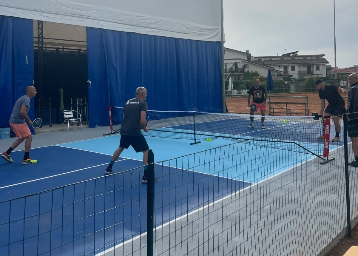 bola loca padel ladispoli