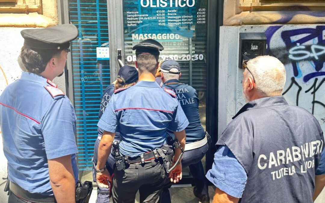 Carabinieri e Municipale chiudono tre centri massaggi a Roma