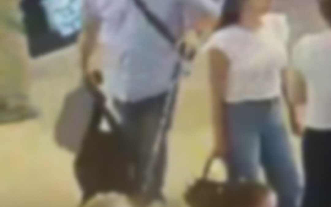 Finto cieco deruba i passeggeri a Termini, preso dai Carabinieri