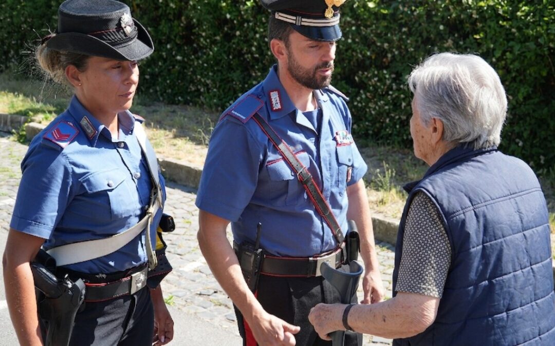 Truffa a un’anziana di Ostia, i Carabinieri la sventano e arrestano la coppia