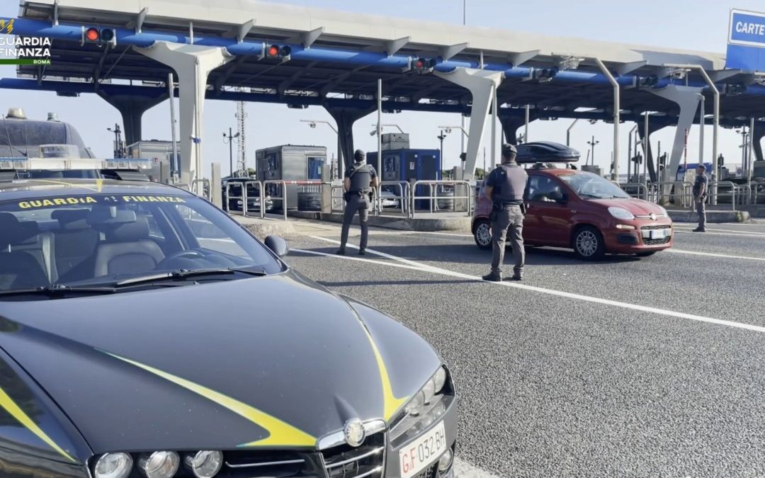 Droga in auto a Civitavecchia Sud, la Finanza denuncia un 32enne