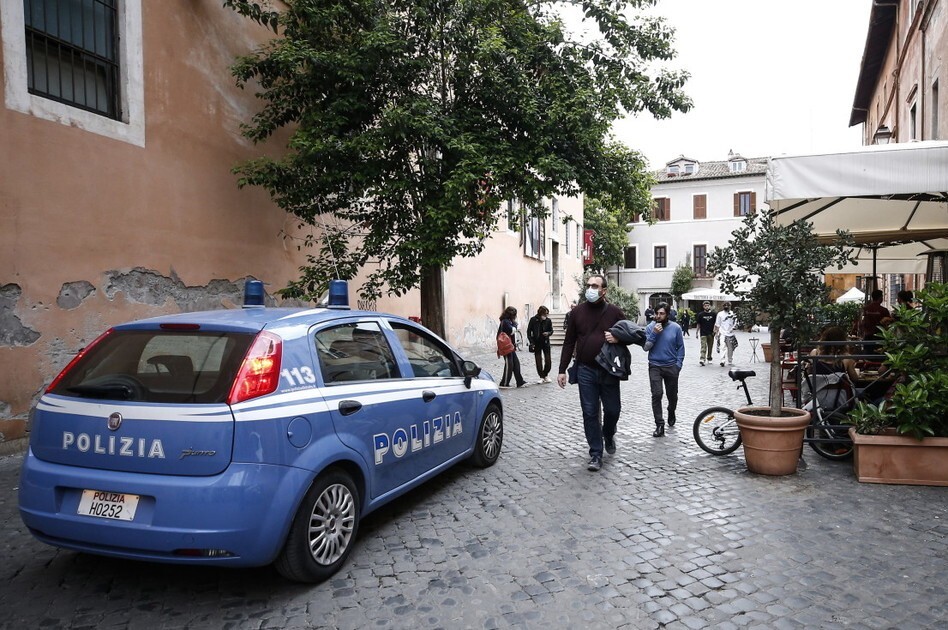 Locali di Trastevere sporchi, interviene la Polizia