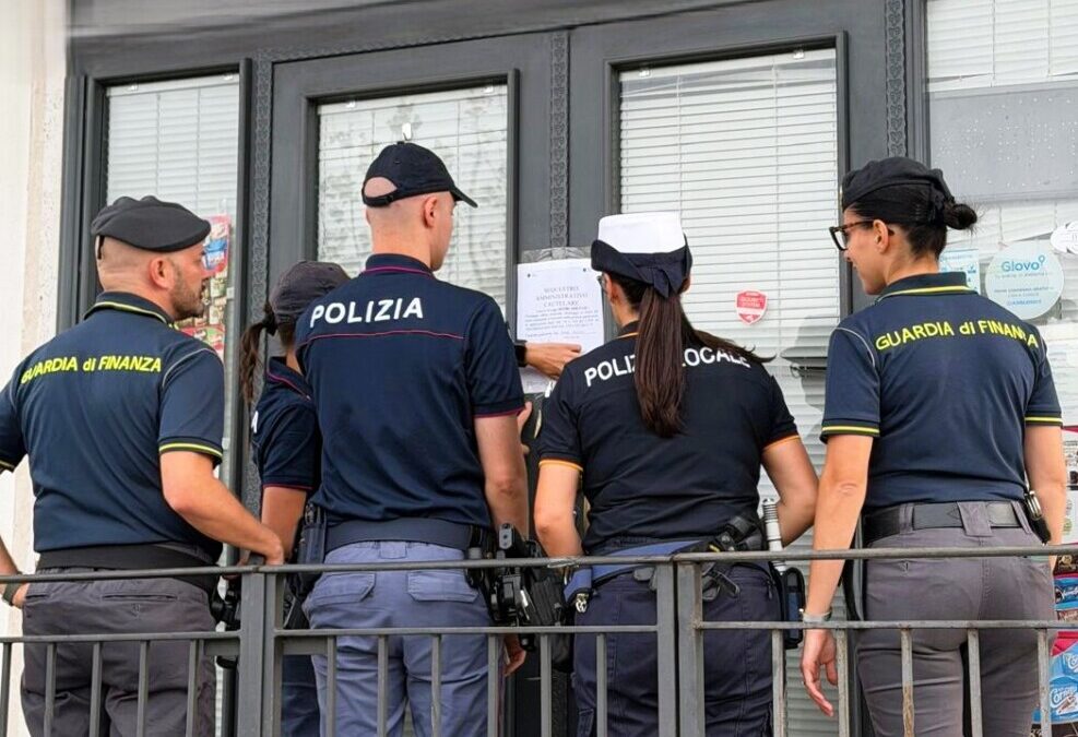 Abusivismo commerciale e minimarket di Roma nel mirino della Polizia
